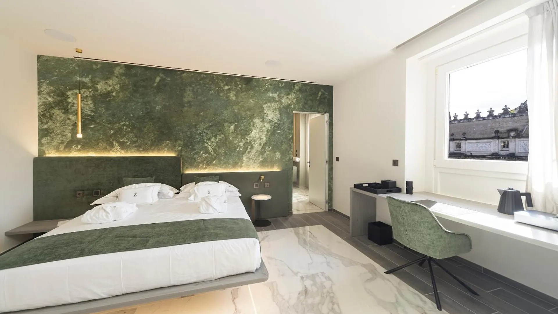 Bed & Breakfast Tritone Luxury Suites Piazza Del Popolo Roma