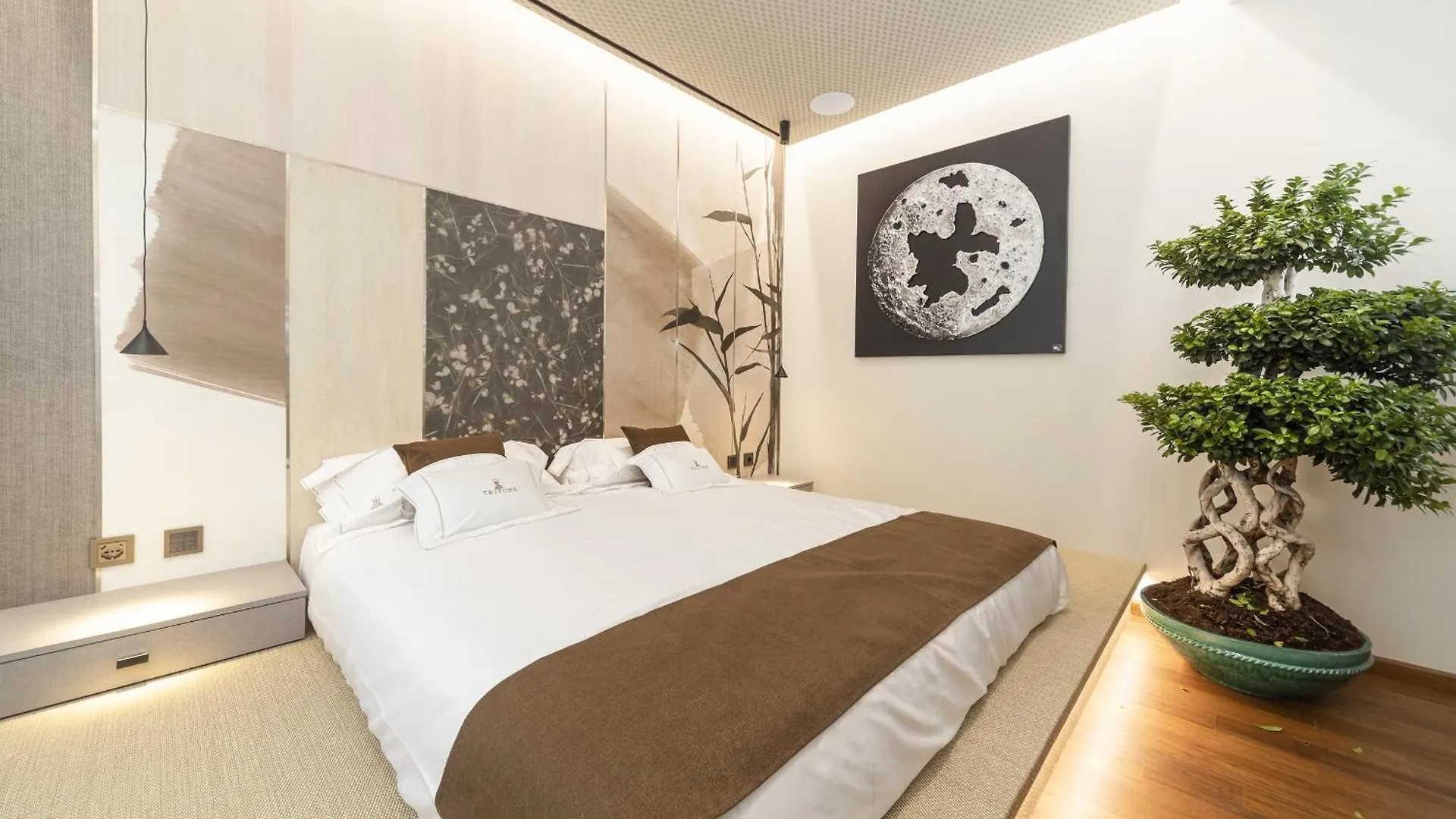 Tritone Luxury Suites Piazza Del Popolo Roma Bed & Breakfast
