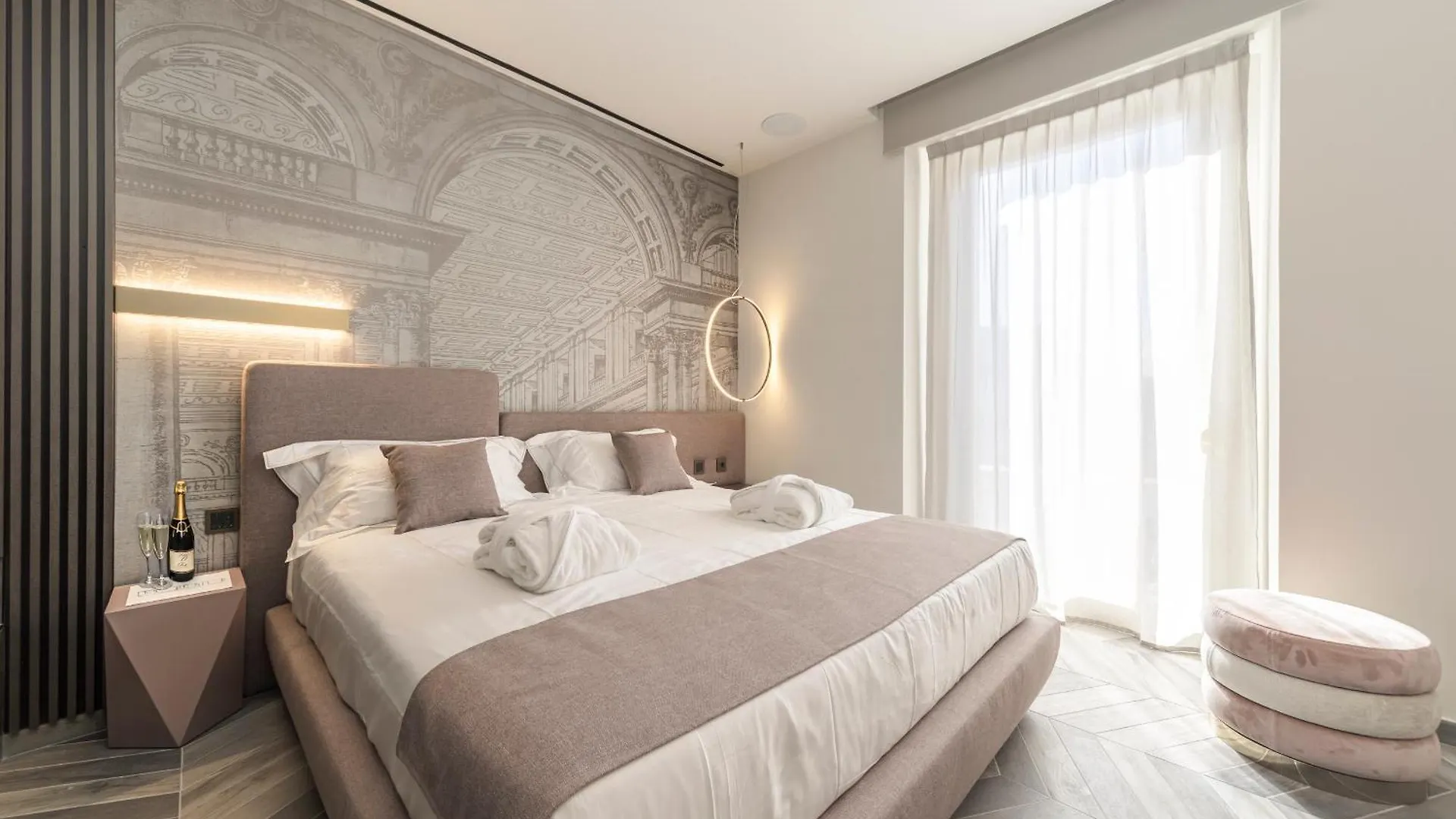 Tritone Luxury Suites Piazza Del Popolo Roma Italia
