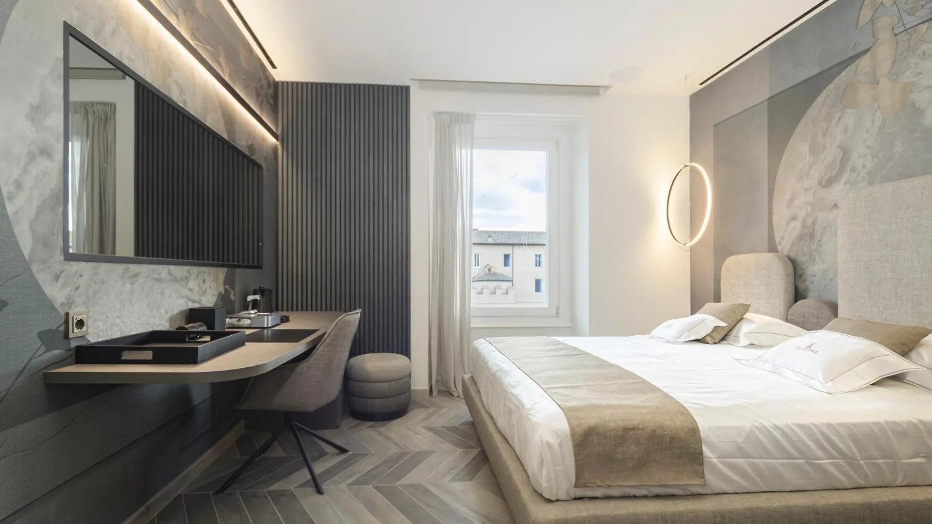Tritone Luxury Suites Piazza Del Popolo Roma 0*,