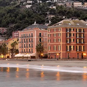 hotel-residence-baiadelsole.hotelitalianriviera.com/
