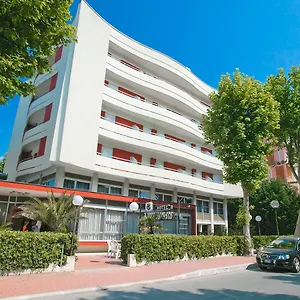hotel-caravelle-cesenatico.emilia-romagnahotels.net/