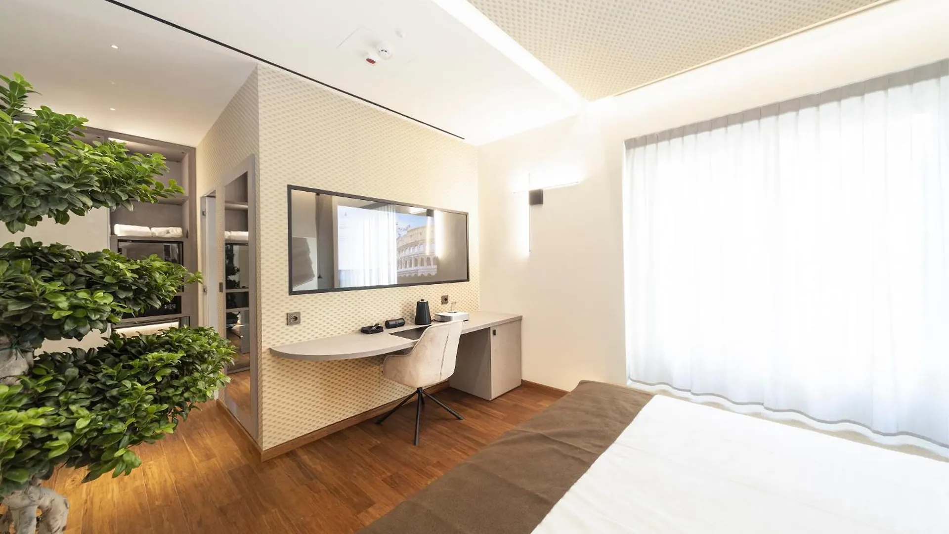 Tritone Luxury Suites Piazza Del Popolo Rome 0*,  Italy